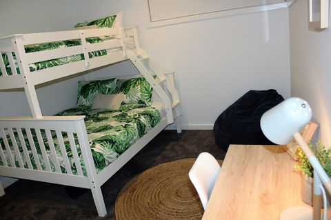 Escape On Birch - Perths Hotel 24