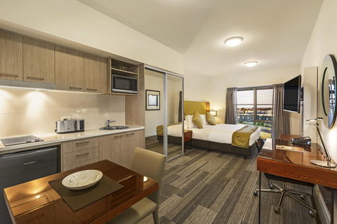 Quest Melbourne Airport - Perths Hotel 5