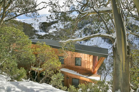 Maisonettes Falls Creek - Perths Hotel 12
