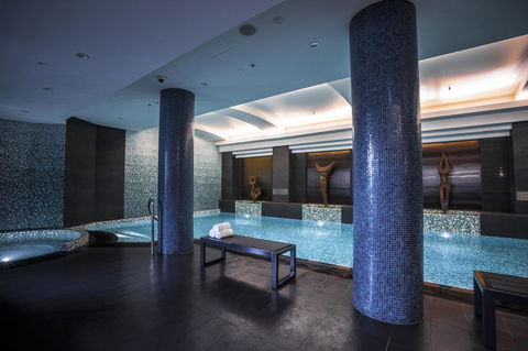 Quay West Suites Melbourne - Perths Hotel 10