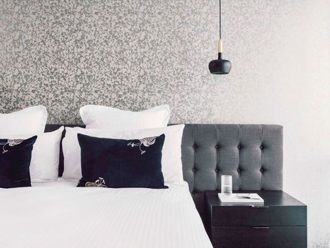 Quay West Suites Melbourne - Perths Hotel 13