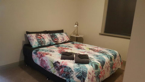 HogmortHomes Neale Street - Perths Hotel 3