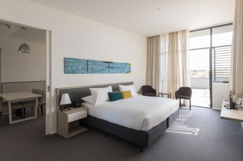 Quarters At Flinders Hotel - Perths Hotel 3