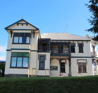 The Bischoff Hotel - Perths Hotel