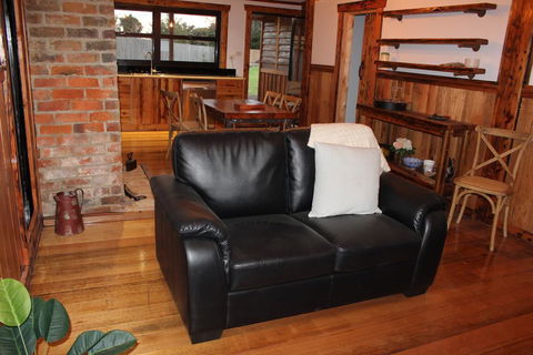 The Cottage - Perths Hotel 2