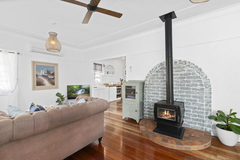 The Cottage On Lamington - Perths Hotel 2