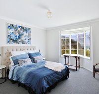 The Crescent - Pet Friendly - 1 Min to Beach - Perths Hotel