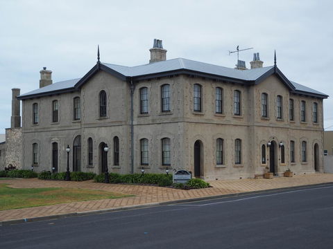 The Customs House B & B - Perths Hotel 0