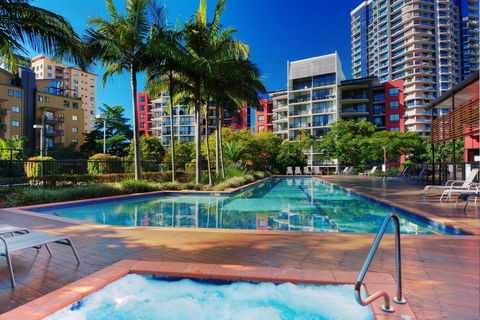 The Docks On Goodwin - Perths Hotel 0