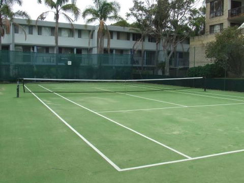 The Dunes Unit 5 - Fingal Bay - Perths Hotel 1