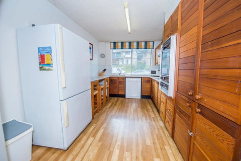 The Dunes Unit 5 - Fingal Bay - Perths Hotel 2