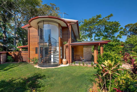 The Figs Byron - Perths Hotel 1