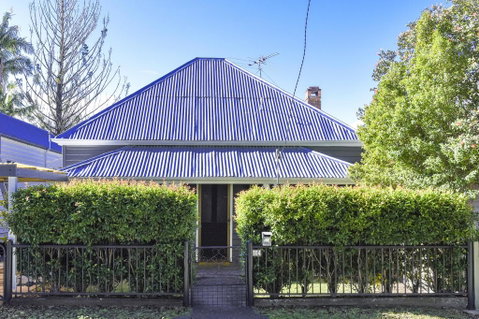 The Grey House - Perths Hotel 0