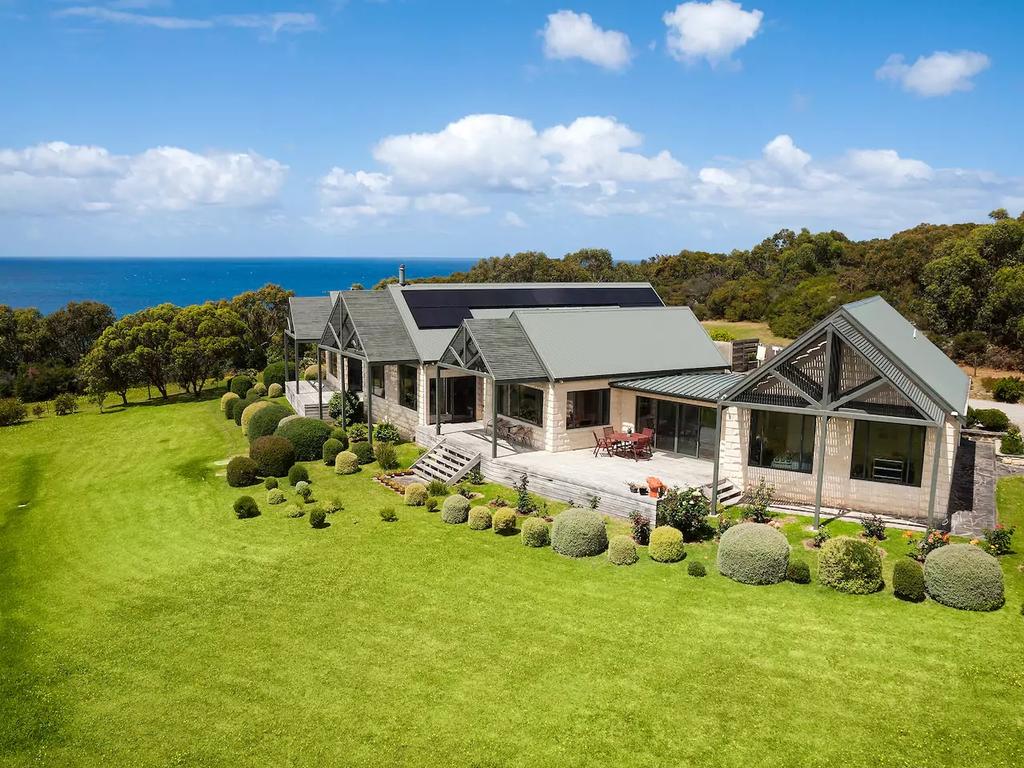 Marengo VIC Perths Hotel