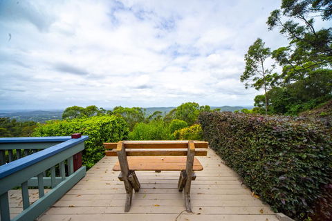 The Hillside House - Perths Hotel 0