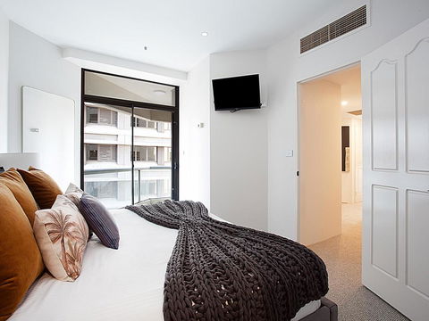 THE HYDEAWAY-LUXE HYDE PARK CITY APARTMENT-hosted By LAbode Accommodation - Perths Hotel 3
