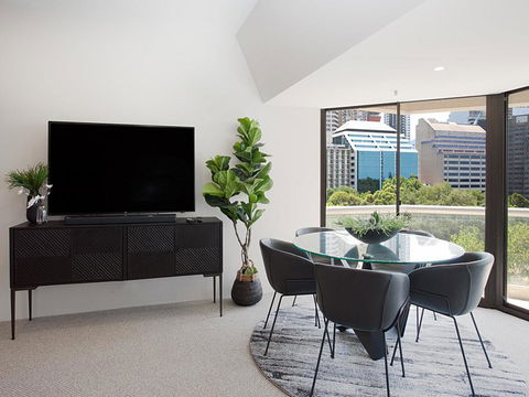 THE HYDEAWAY-LUXE HYDE PARK CITY APARTMENT-hosted By LAbode Accommodation - Perths Hotel 1