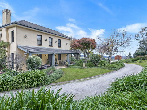 The Lodge @ Linden Hall - Perths Hotel 1