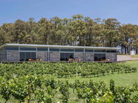 Book Pokolbin Accommodation Vacations Perths Hotel Perths Hotel