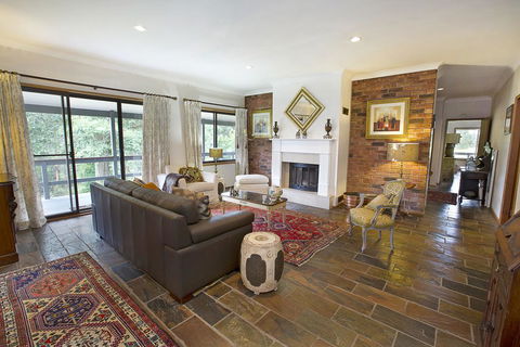 THE MAPLES - Perths Hotel 1