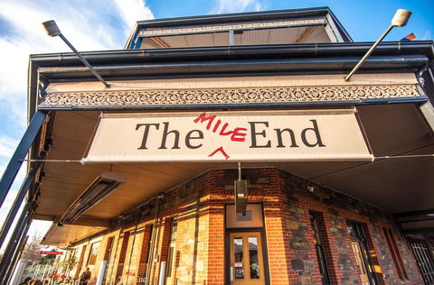 The Mile End Hotel - Perths Hotel 0