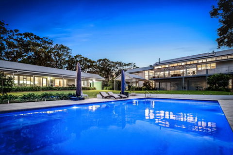 The Pavilion, Killcare - Perths Hotel 3