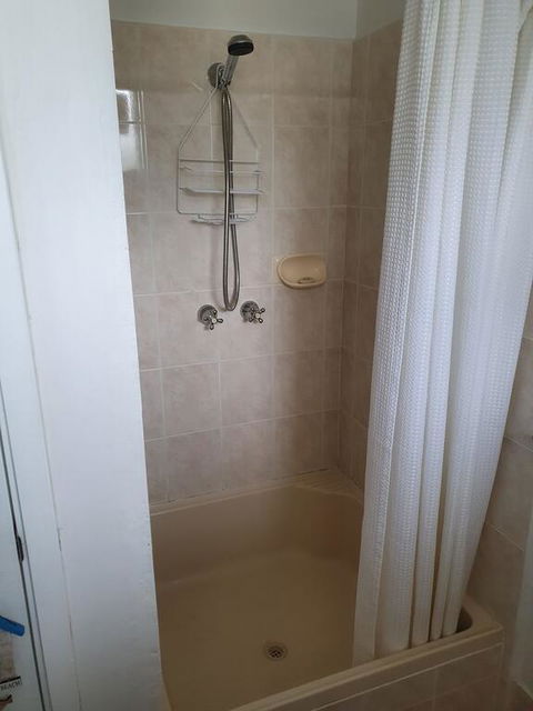 The Pines, Manning Point - Perths Hotel 2