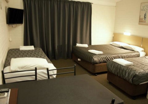 The Plains Motor Inn - Perths Hotel 2