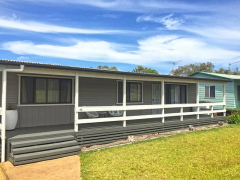 The Relax Shack @ Culburra Beach Sleeps 7 - Perths Hotel 0