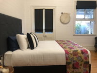 Book Tenterfield Accommodation Vacations Perths Hotel Perths Hotel