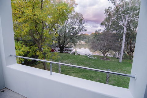 The Riverview BnB - Perths Hotel 2