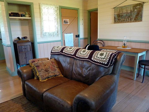 The Settlers Cottage - Kangaroo Valley - Perths Hotel 3