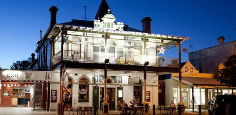 The Shamrock Hotel (Live Music Venue) - Perths Hotel 0