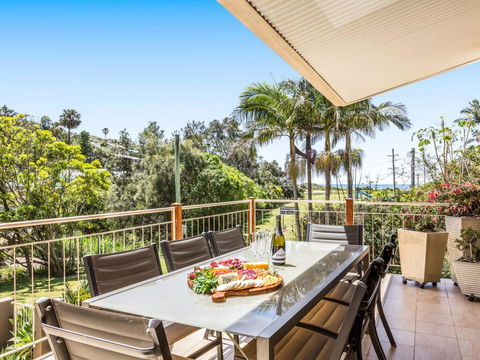 The Stanwell Beach Glass House - Beach & Pool - Perths Hotel 3
