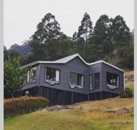 The Tin Dragon - Perths Hotel