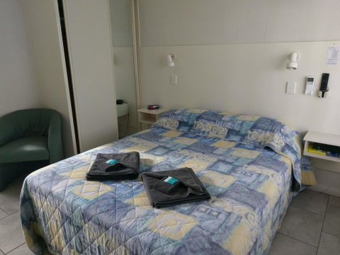 The Tree Motel - Perths Hotel 1
