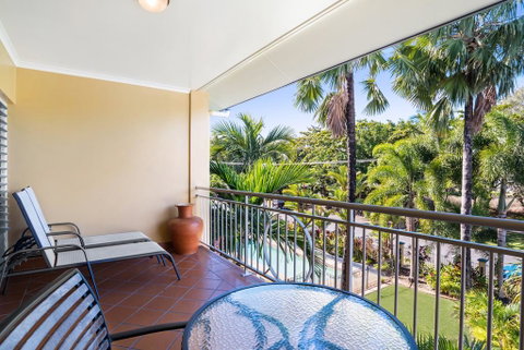 The York Beachfront Holiday Apartments - Perths Hotel 2