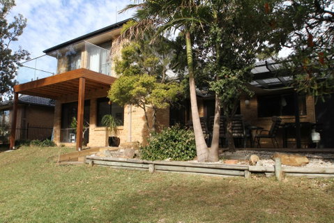 Thora Street Waterfront - Perths Hotel 1