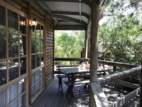 Ti-Tree Village - Perths Hotel 2