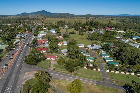 Tiaro Tourist Stopover - Perths Hotel 0