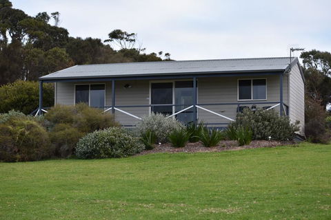 Tidal Dreaming Seaview Cottages - Perths Hotel 0