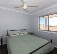 Time Away - 50 Turnberry Drive - Perths Hotel