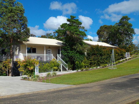 Tinaroo Sunset Retreat - Perths Hotel 0