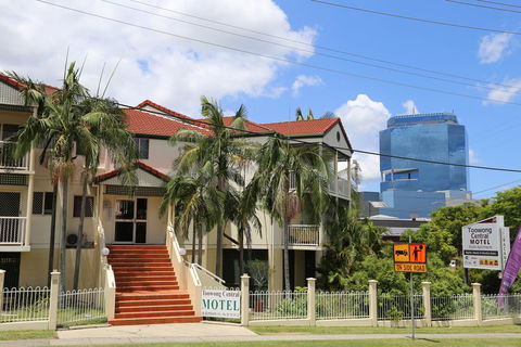 Toowong Central Motel Apartments - Perths Hotel 0