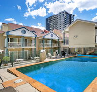 Toowong Inn  Suites - Perths Hotel