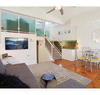 Top Floor Apartment Steps To Darling Harbour  ICC - Perths Hotel
