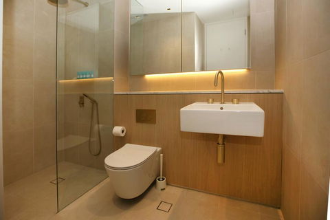 Top Notch 1 Bedroom 201 CALIBRE - Perths Hotel 2