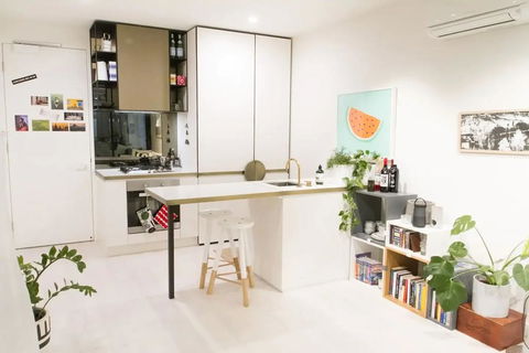 Trendy 1 Bedroom Apartment In The Heart Of Collingwood - Perths Hotel 1