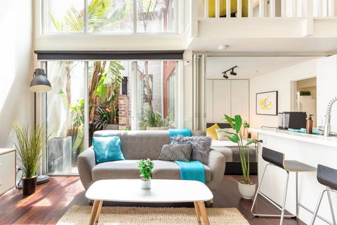 Trendy Loft Near Smith St. With Cosy Courtyard And Parking - Perths Hotel 0