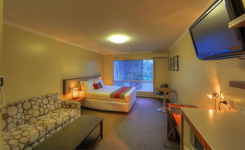 Tropixx Motel & Restaurant - Perths Hotel 2